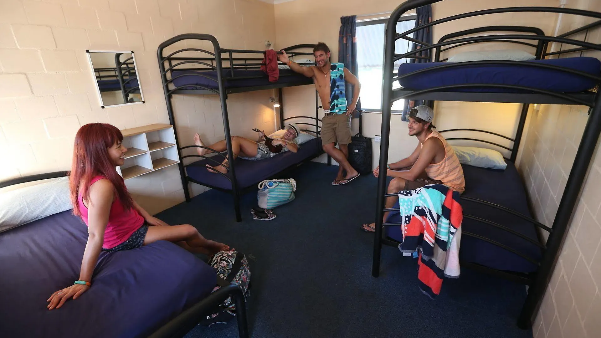 Yha Cape Byron, Byron Bay Hostel