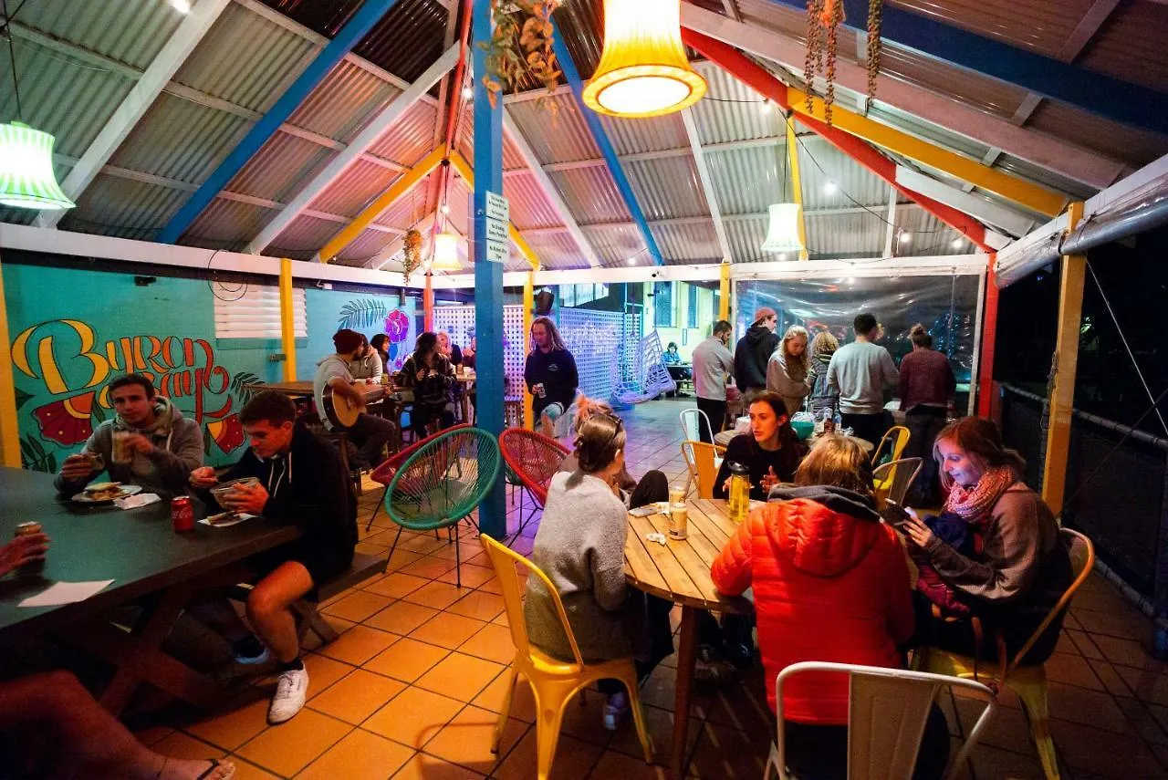 Yha Cape Byron, Byron Bay Hostel