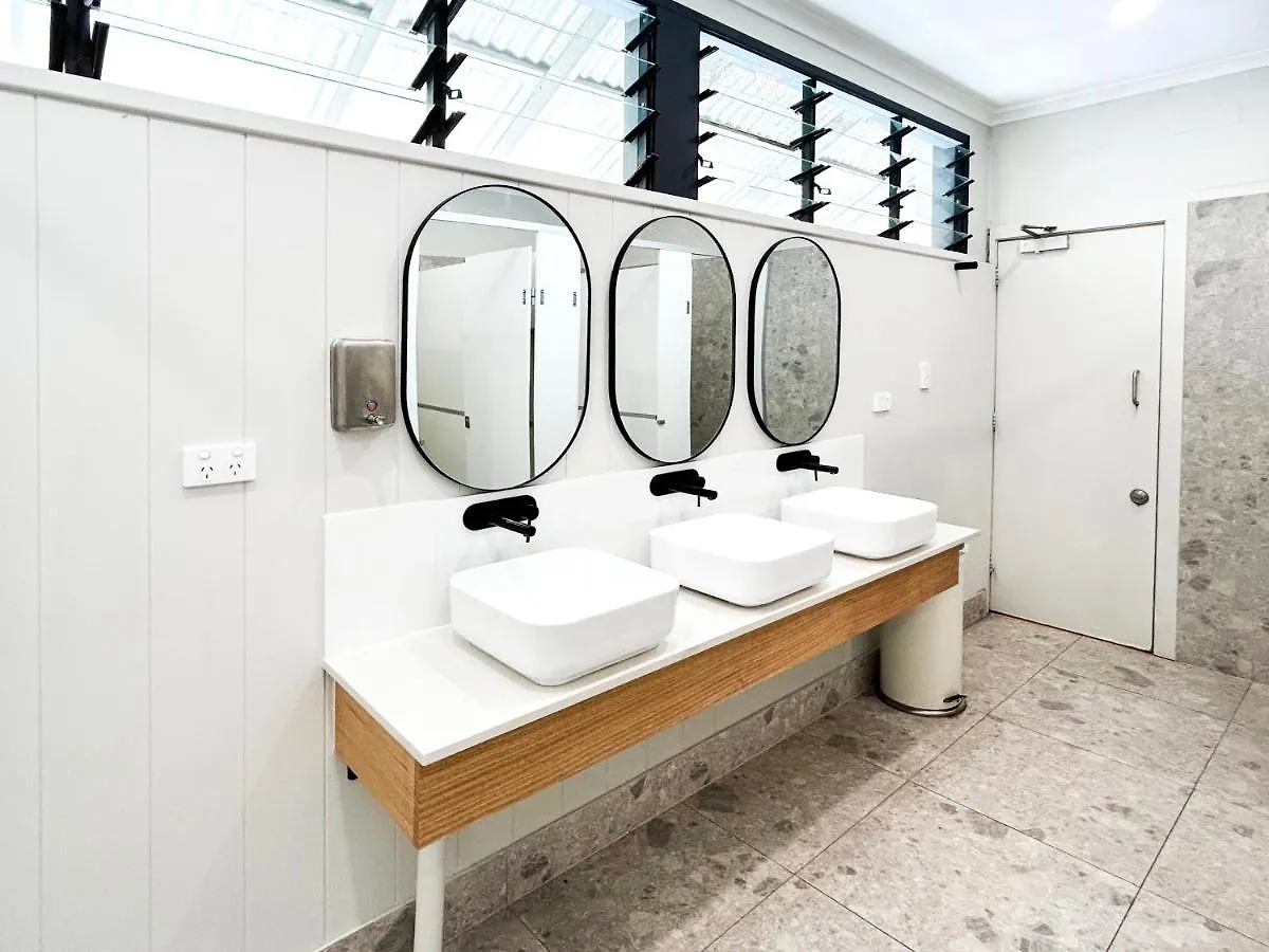 Yha Cape Byron, Byron Bay Hostel