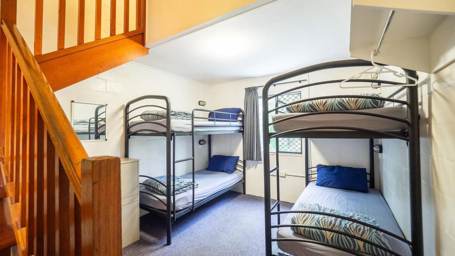 Yha Cape Byron, Byron Bay Hostel
